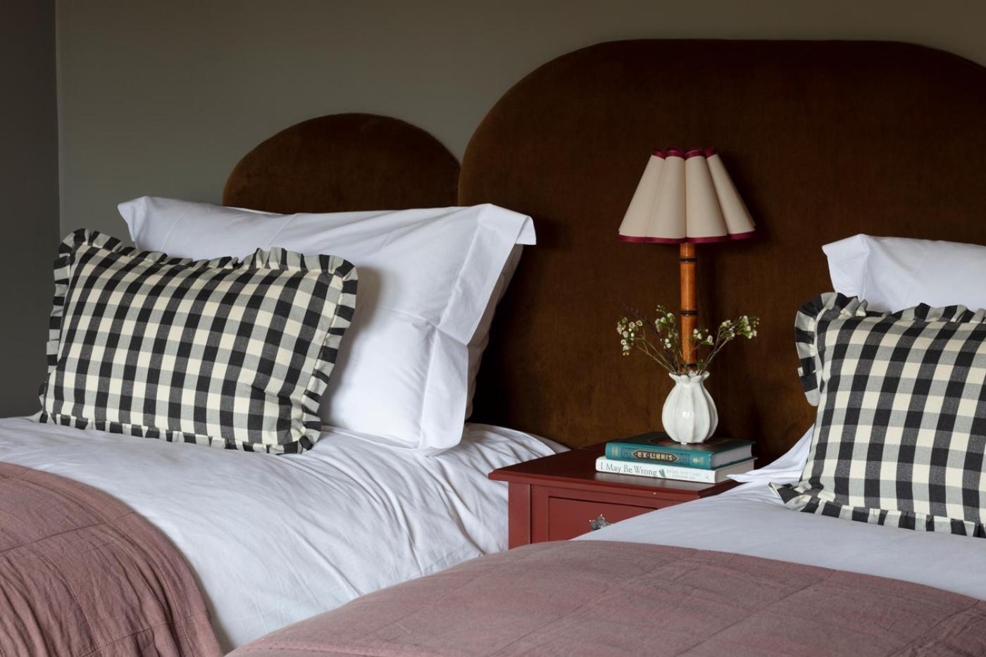The Kirkstyle Inn & Sportsman Rest Knarsdale 外观 照片